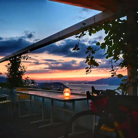 Eva's Seeblick * Krattigen