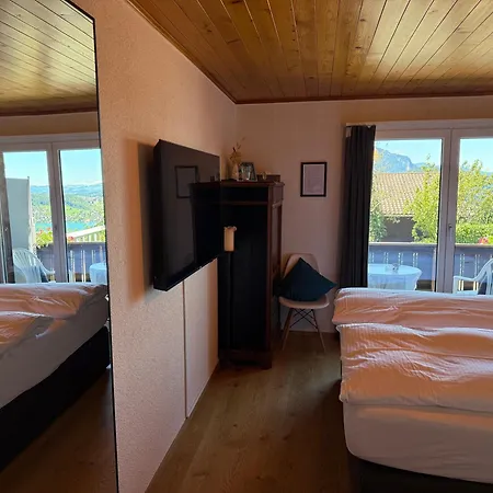 Eva's Seeblick * Krattigen