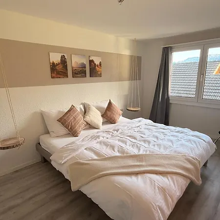 Eva's Seeblick Krattigen