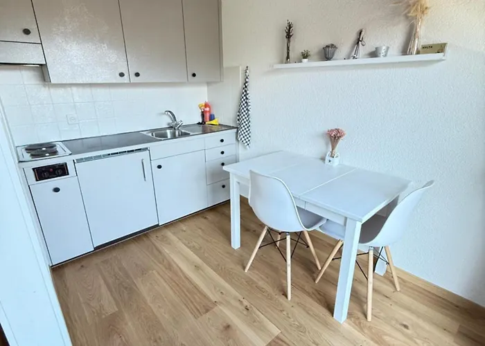 Eva's Seeblick Lägenhet Krattigen