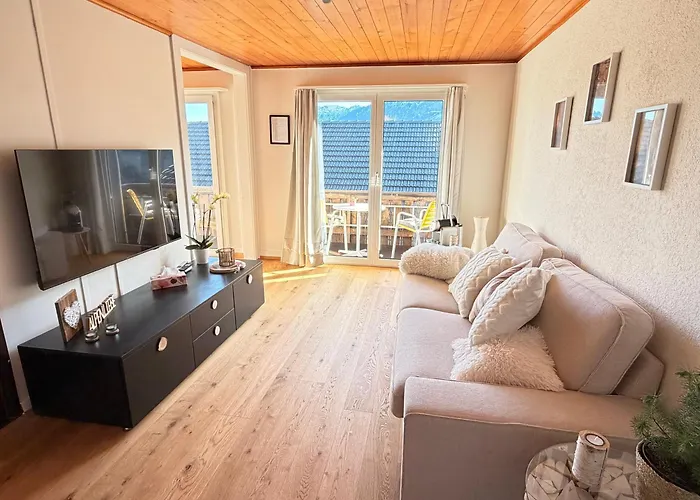 Eva's Seeblick Krattigen