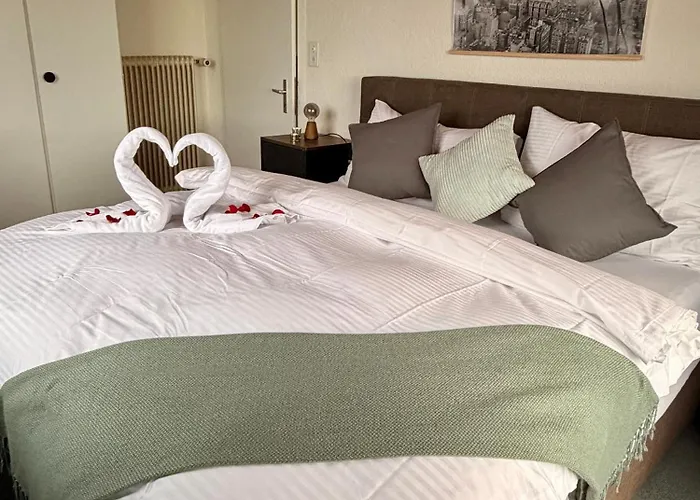 Eva's Seeblick Lägenhet Krattigen