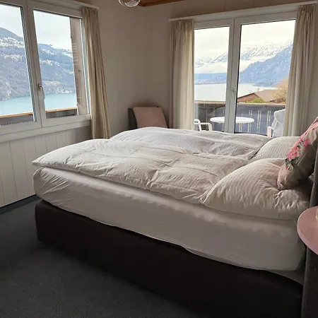 Eva's Seeblick Krattigen