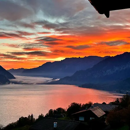 Eva's Seeblick Krattigen